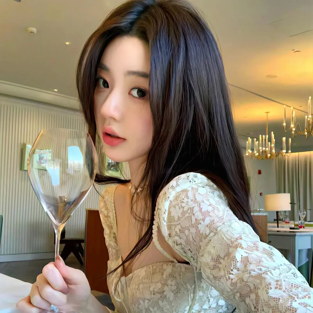 华丽的她